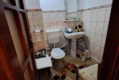 3 camere de inchiriat, zona Consul - 10