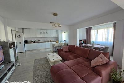Apartament cu 3 camere decomandat, mobilat în Ghencea