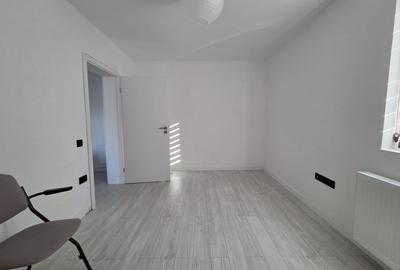 Închiriez ap pt BIROU - 3