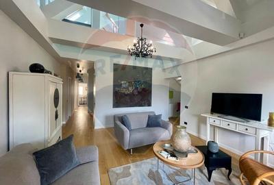 Apartament cu 4 camere decomandat în Capitale - 1