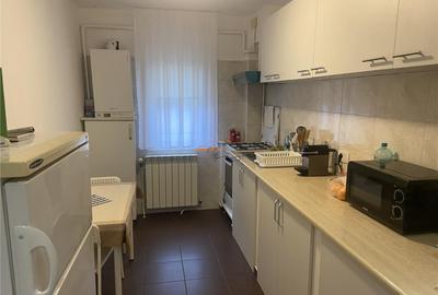 Garsonieră decomandată în Central