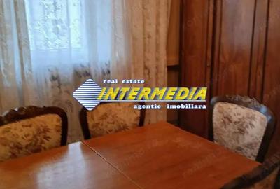 OKAZIE ! Vanzare Garsoniera CETATE M-uri centrala termopane nerenovata - 2