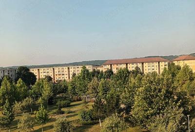 Vand apartament de 3 camere in Motru, ideal pentru familii! Proprietar - 1