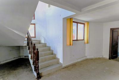 Birou, de 1,380 mp, în Central - 1