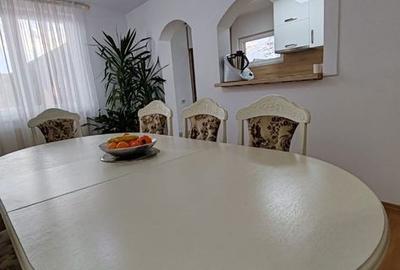 Apartament cu 4 camere în Central - 2