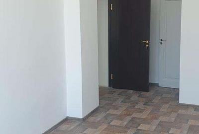 Spațiu comercial, de 37 mp, în Tamași - 7