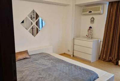 De Inchiriat Ap.3 camere B- dul DECEBAL - 2