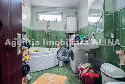 Casă cu 5 camere cu Teren 329 Mp în Ceangăi - 4