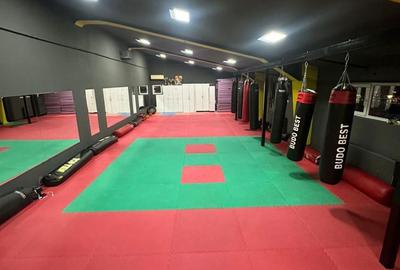 Spațiu comercial, de 150 mp, în Central