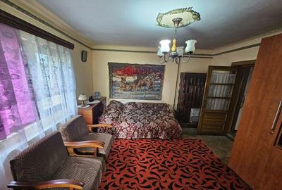 1/2 - Casa de vanzare + teren 472 mp - 7