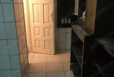 Spațiu comercial, de 31 mp, în Central - 4