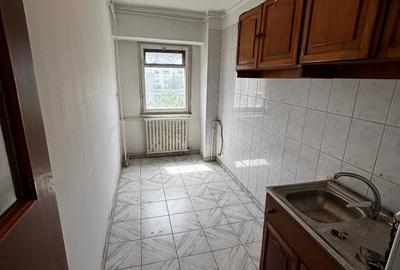 Garsoniera Berceni Aparatorii Patriei Metrou - 10