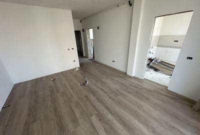 Apartament cu 2 camere decomandat în Freidorf - 1