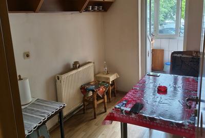 Apartament cu 2 camere decomandat în Ostroveni - 5