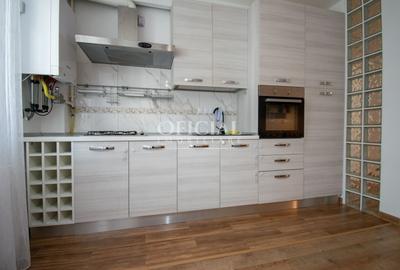 Apartament cu 2 camere semidecomandat, mobilat în Florești - 6