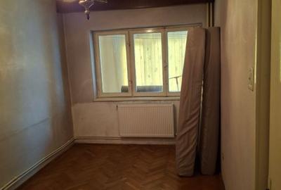 Apartament cu 3 camere decomandat în Central - 8