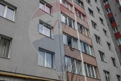 Apartament cu 3 camere semidecomandat, mobilat în Noua - 11
