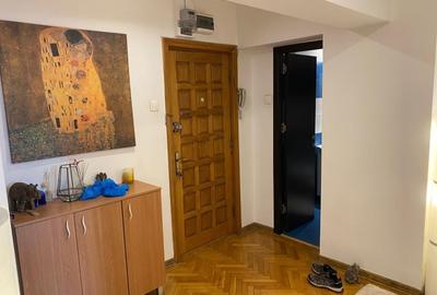 Apartament cu 3 camere semidecomandat în Calea Victoriei - 3