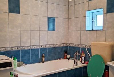 Casă cu 4 camere cu Teren 135 Mp în Central - 3