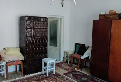 Casă cu 4 camere cu Teren 767 Mp în Central - 3