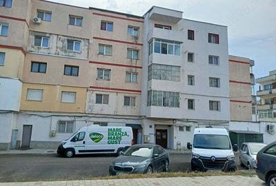 Apartament cu 2 camere decomandat în Buhuși - 6