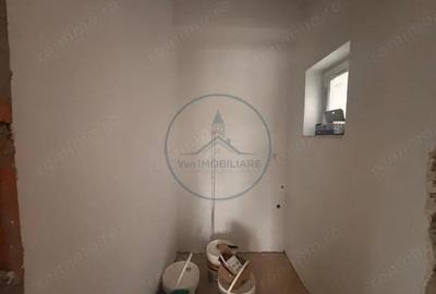 Casă cu Teren 550 Mp în Central - 3