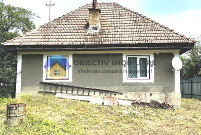 Casă individuală cu 2 camere în Stejaru (Pângărați)