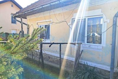 Casă individuală cu 3 camere cu Canalizare în Polovragi - 4