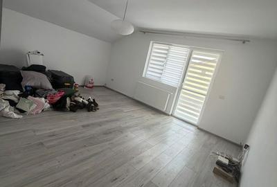 Casă cu 4 camere cu Teren 371 Mp în Hemeiuș - 4