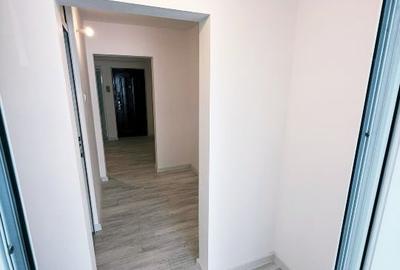 Apartament 3 camere Decomandat - Nicolina - prima statie dupa Podul Ros - 12