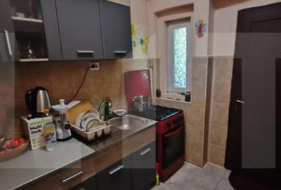 Apartament cu 2 camere semidecomandat în Sinaia - 2