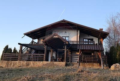 Casa de vacanta | Pensiune | Bran-Sohodol | 1372 mp teren | Priveliste - 2