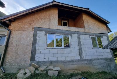 Casă cu 4 camere în Central - 5