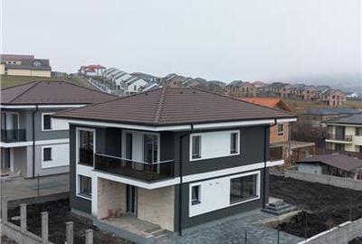 Casă cu 5 camere cu Teren 400 Mp în Chinteni - 5