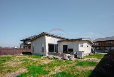 Casă cu 4 camere cu Teren 600 Mp în Hărman - 15