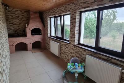 Casă cu 5 camere cu Teren 1000 Mp în Răchiți - 10