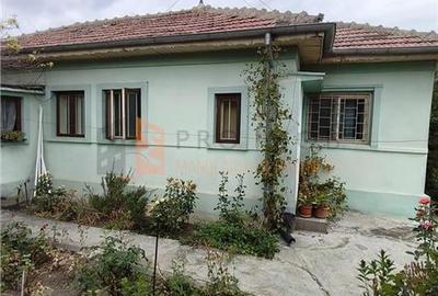 Casa tip parter zona Centru - 2
