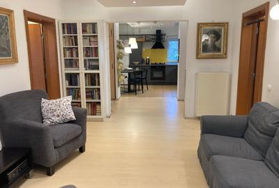 Proprietar, 4 camere, luminos, vedere Parc Sebastian - 1