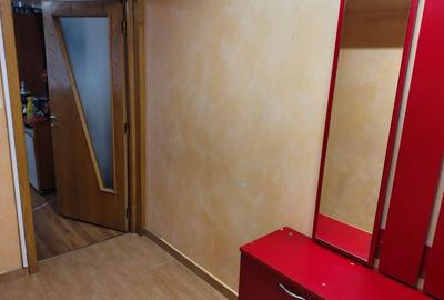 Apartament cu 2 camere nedecomandat în Km 4 - 2