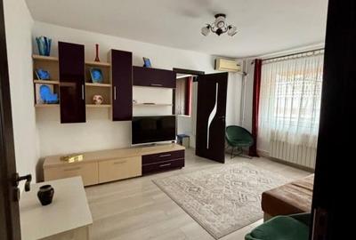 Apartament cu 3 camere semidecomandat în Tomis Nord