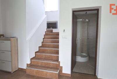 Casă individuală cu 4 camere cu Garaj în Sânmihaiu Român - 3