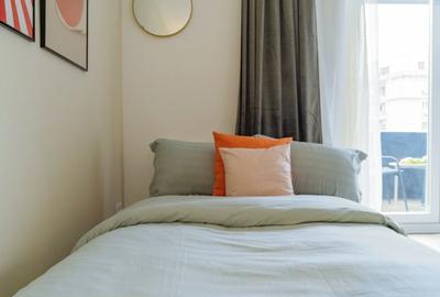 Apartament cu 3 camere semidecomandat, mobilat în - 26