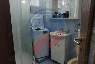 Garsoniera de inchiriat 1 Mai - 4