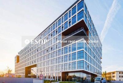 Spațiu comercial, de 750 mp, în Central - 12