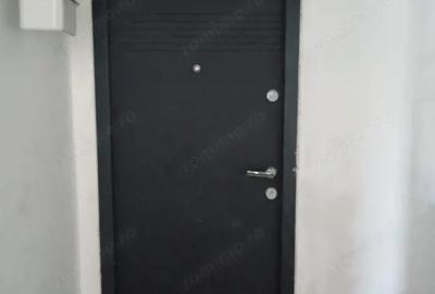 Apartament cu 3 camere decomandat în Micro 14 - 1