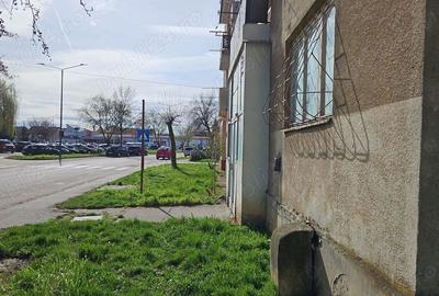 De inchiriat spatiu comercial in municipiul Carei str. Zaganescu - 3