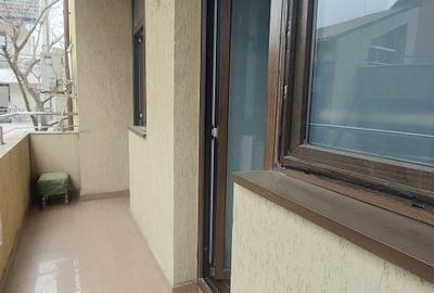 Apartament cu 3 camere decomandat, mobilat în 1 Mai - 14