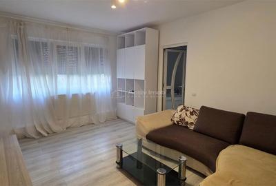 Apartament cu 2 camere decomandat, mobilat în Micro 6