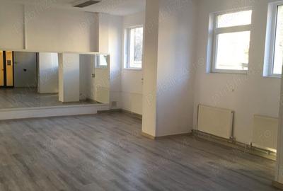 Casă cu 6 camere în Central - 7