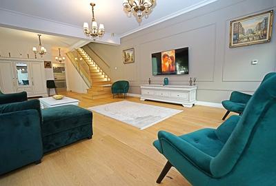 LUX Urban in Dristor-Park Lake-IOR Vila Exclusivista - 2